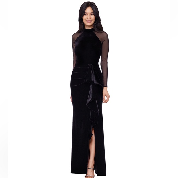Betsy & Adam Dresses & Skirts - Betsy & Adam Black Long Sleeve Gown
